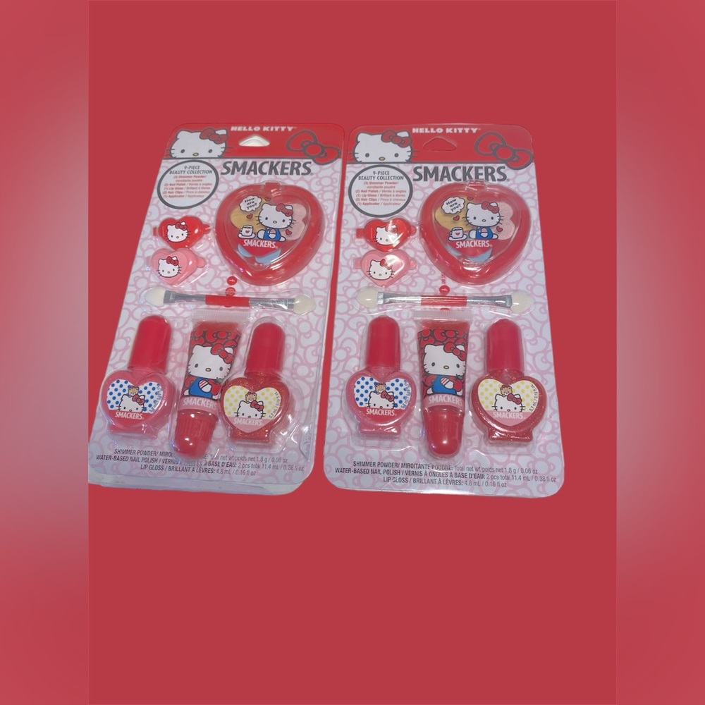 Hello Kitty smackers